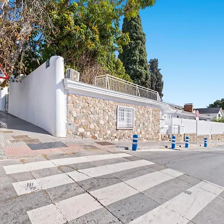 La Casita De La Esquina En Pedregalejo Malaga